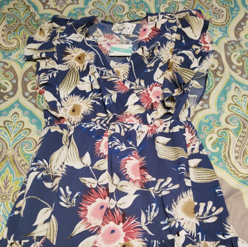 BNWT Umgee Romper Sz Large